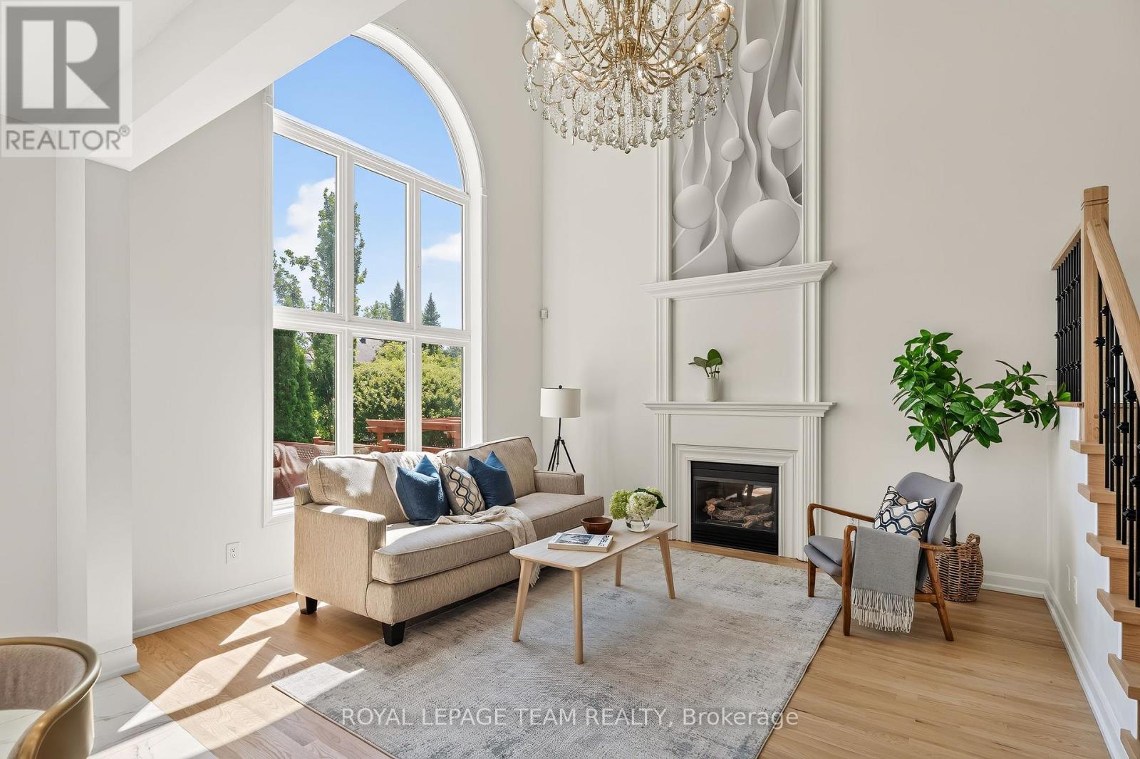 28 Borealis Crescent, Ottawa, ON - Indoor Photo Showing Living Room With Fireplace