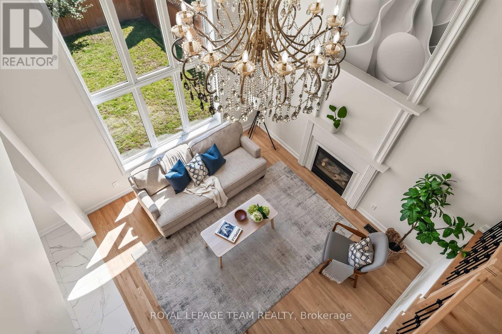 28 Borealis Crescent, Ottawa, ON - Indoor With Fireplace