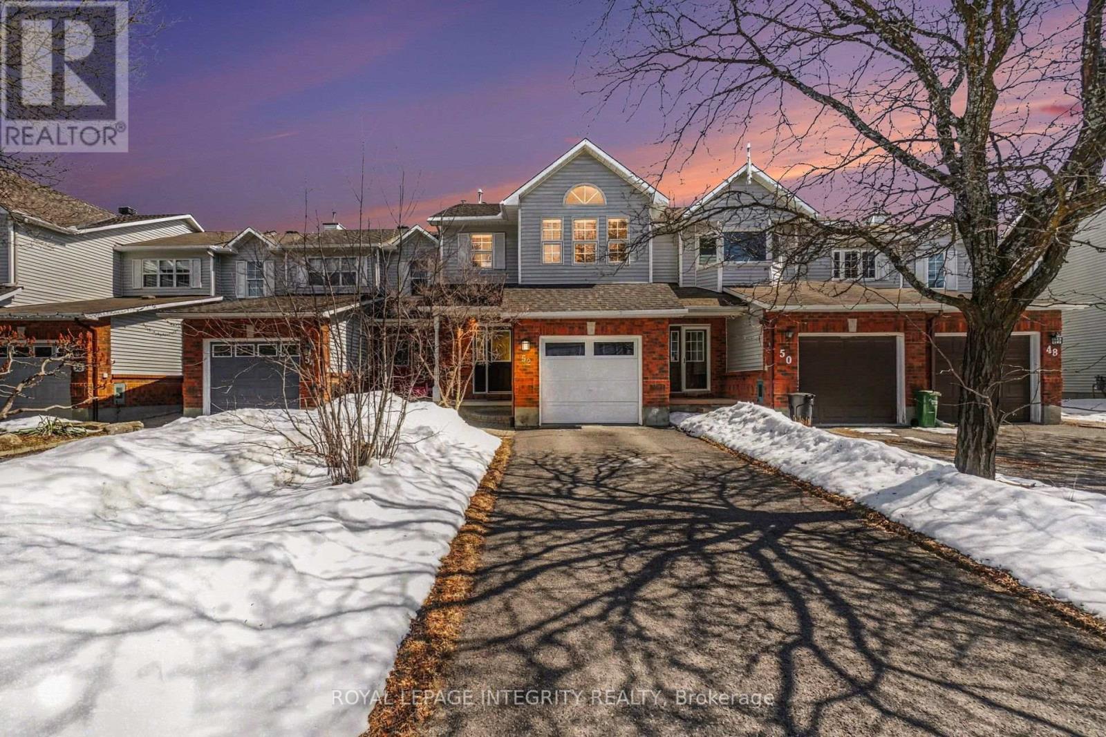 52 Blackdome Crescent, Ottawa, ON - Outdoor With Facade