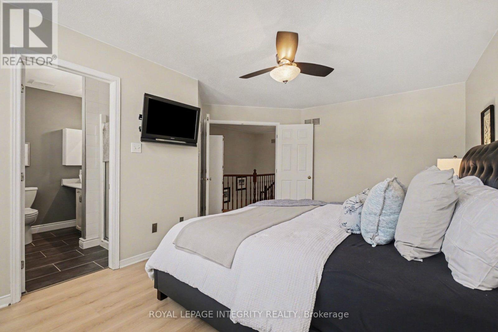 52 Blackdome Crescent, Ottawa, ON - Indoor Photo Showing Bedroom