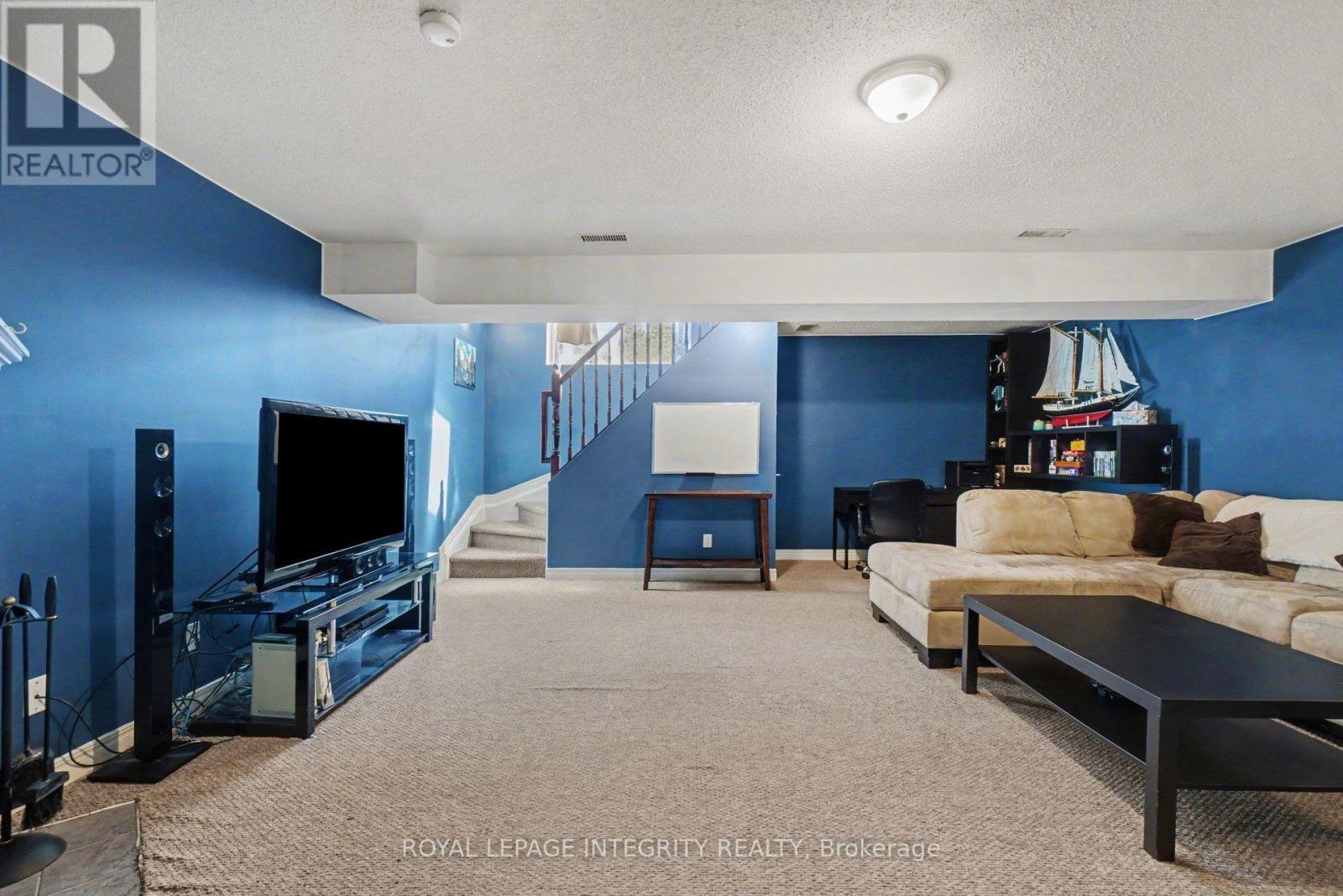 52 Blackdome Crescent, Ottawa, ON - Indoor