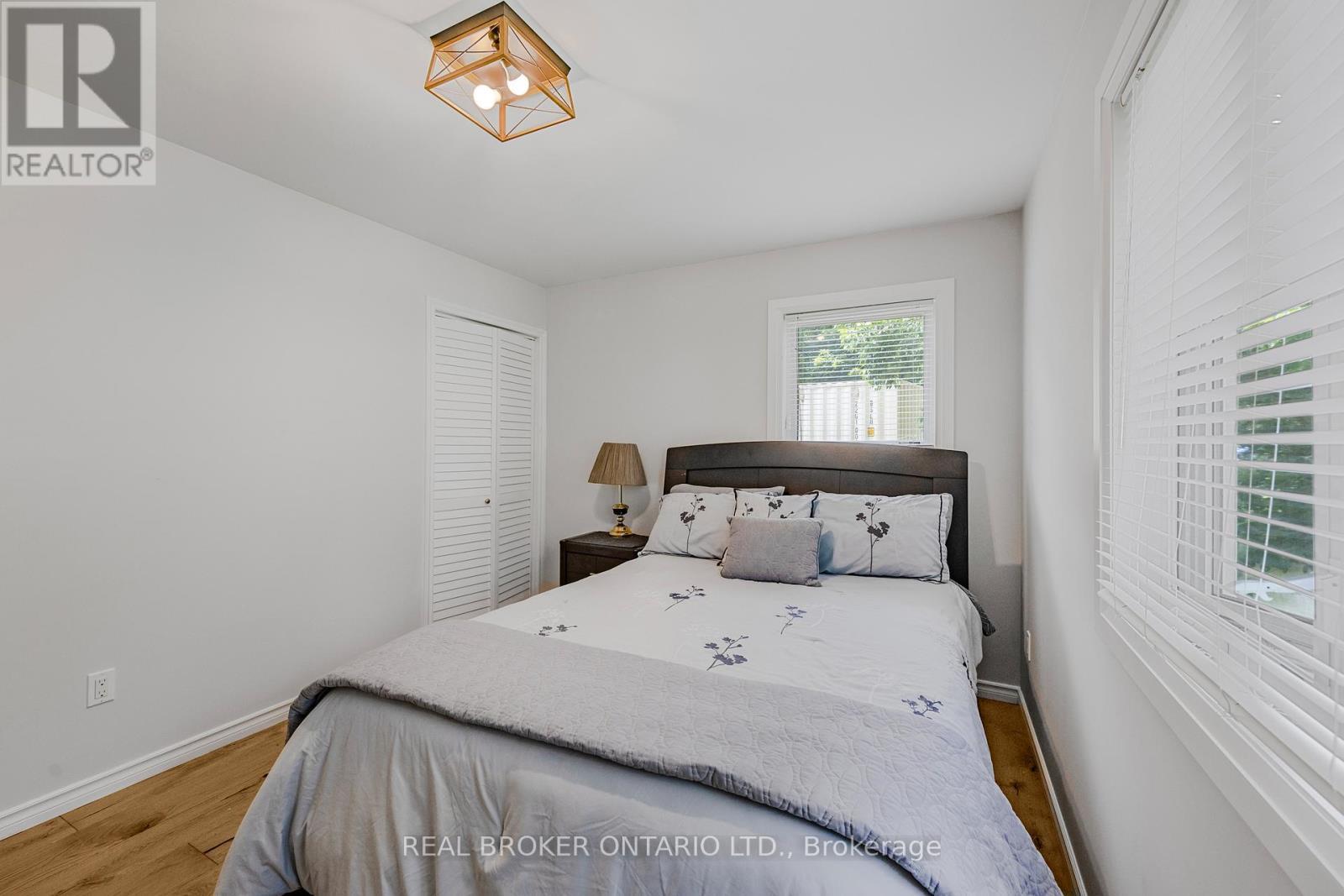 1 Mckowen Road, Mckellar, ON - Indoor Photo Showing Bedroom