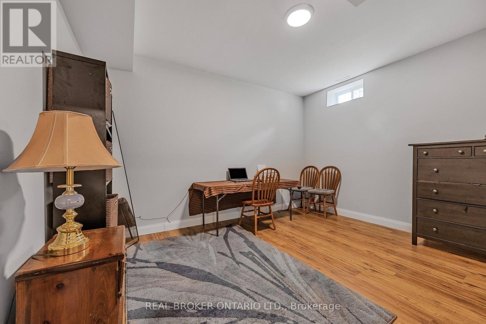 1 Mckowen Road, Mckellar, ON - Indoor Photo Showing Other Room