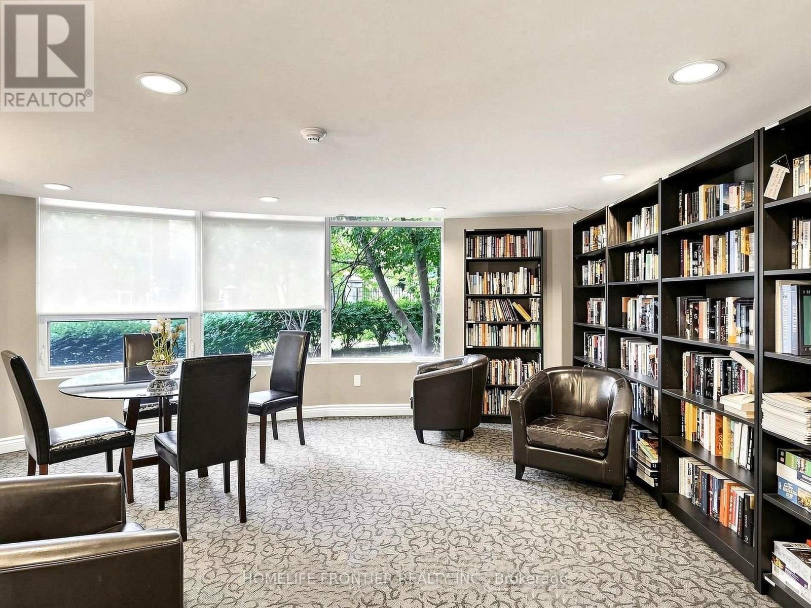 716 - 18 Valley Woods Road, Toronto, ON - Indoor