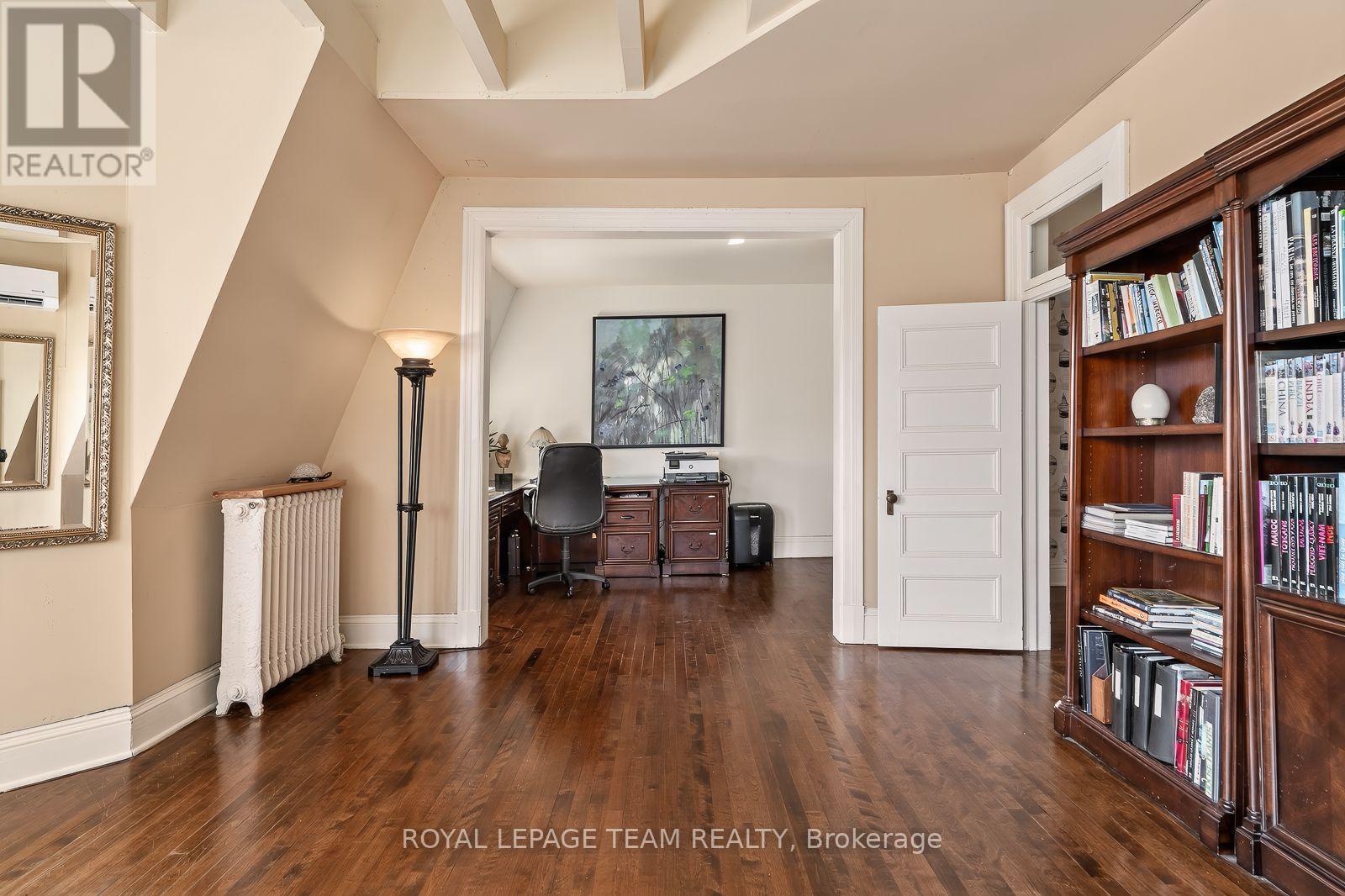 525 King Edward Avenue, Ottawa, ON - Indoor Photo Showing Other Room