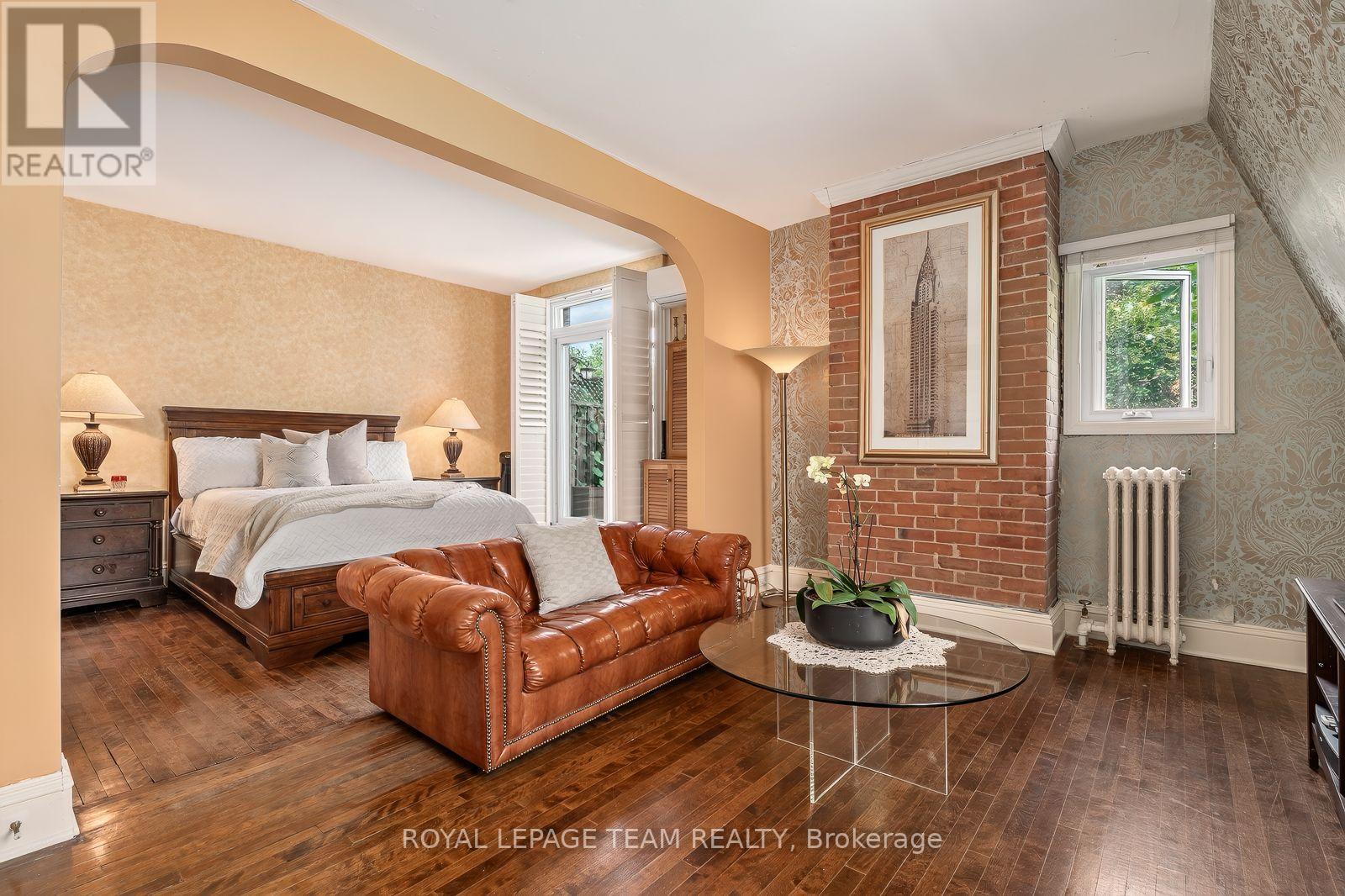 525 King Edward Avenue, Ottawa, ON - Indoor