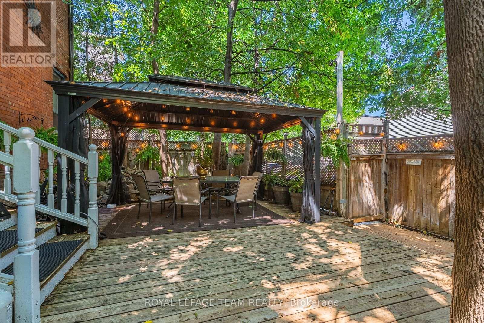 525 King Edward Avenue, Ottawa, ON - Outdoor With Deck Patio Veranda