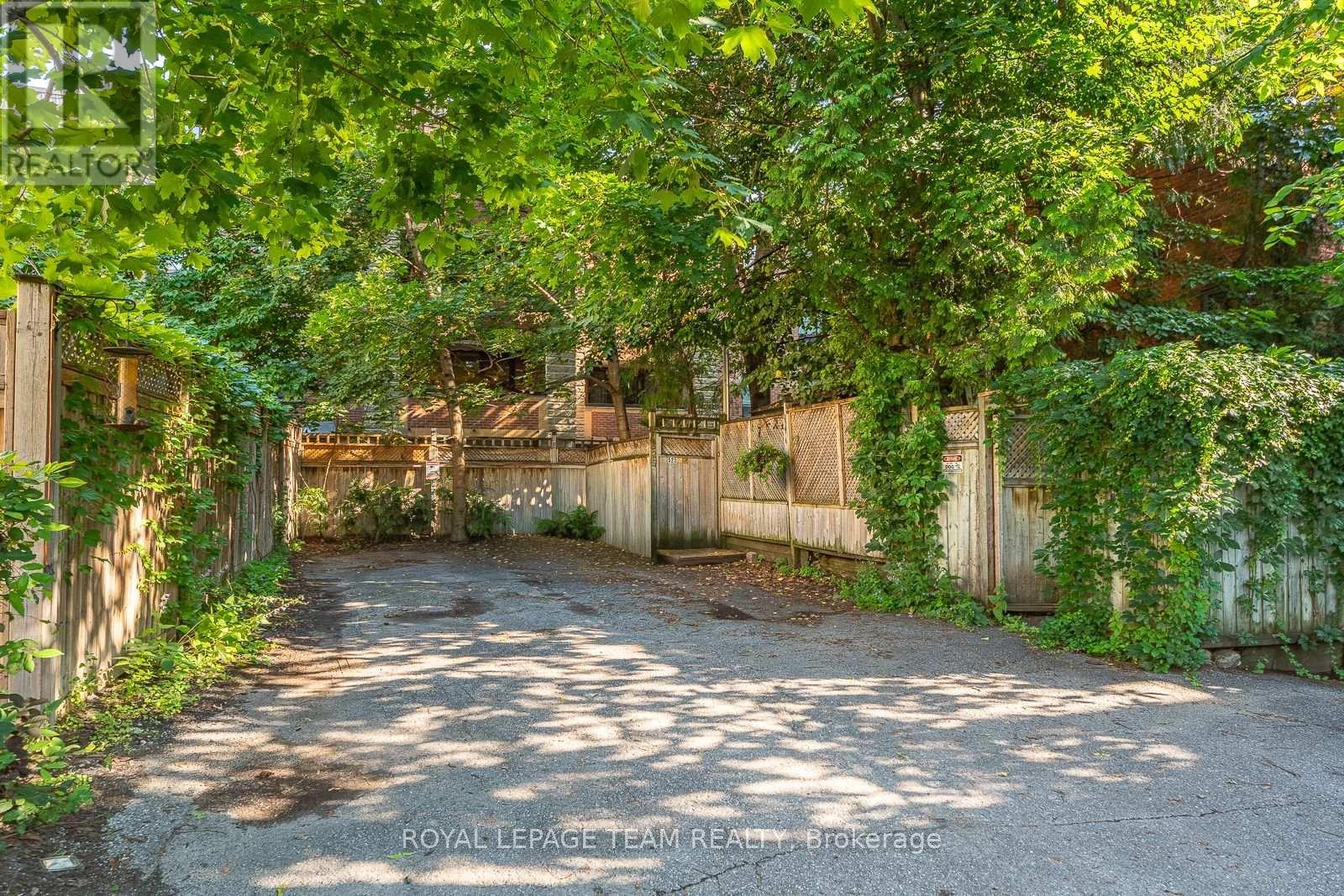 525 King Edward Avenue, Ottawa, ON - Outdoor