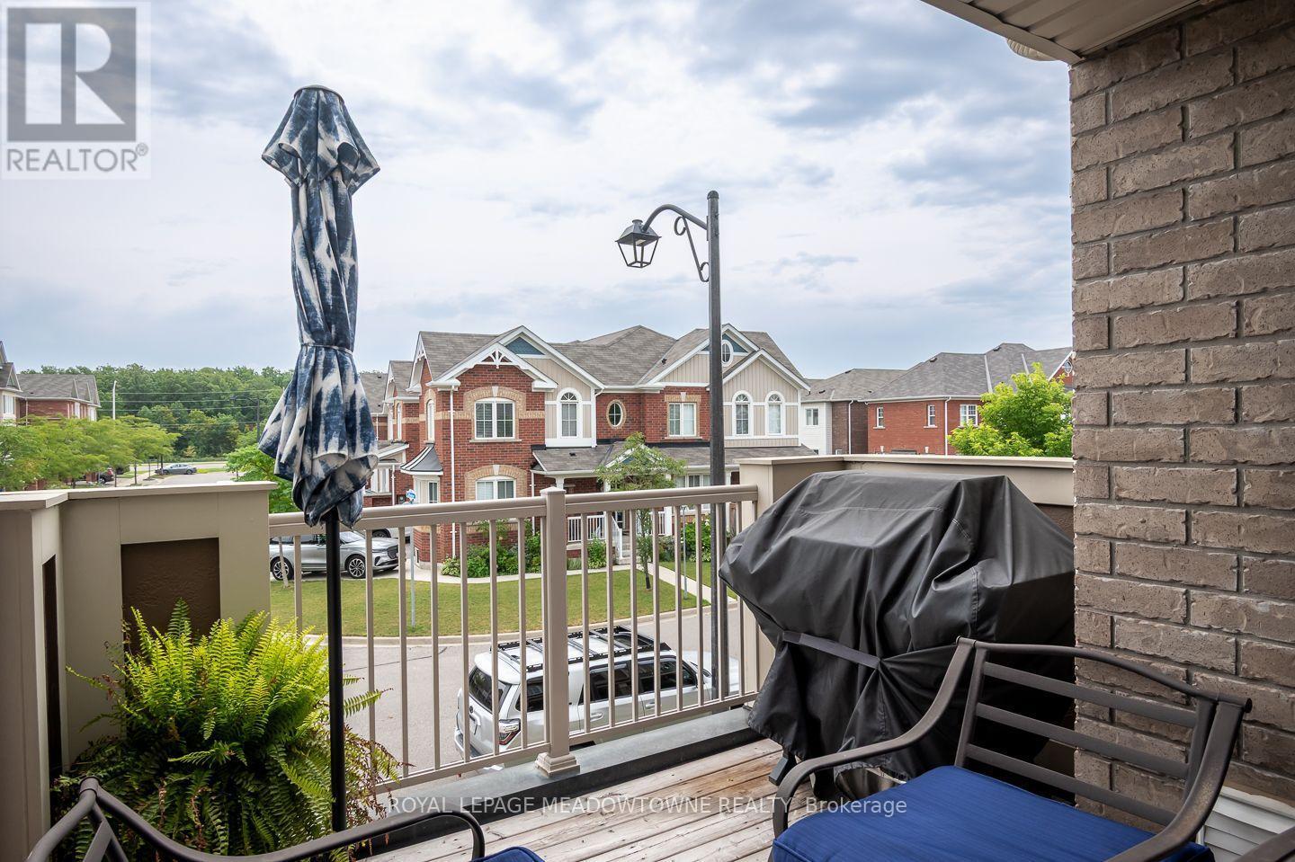 275 Eves Gate, Milton, ON - Outdoor With Exterior