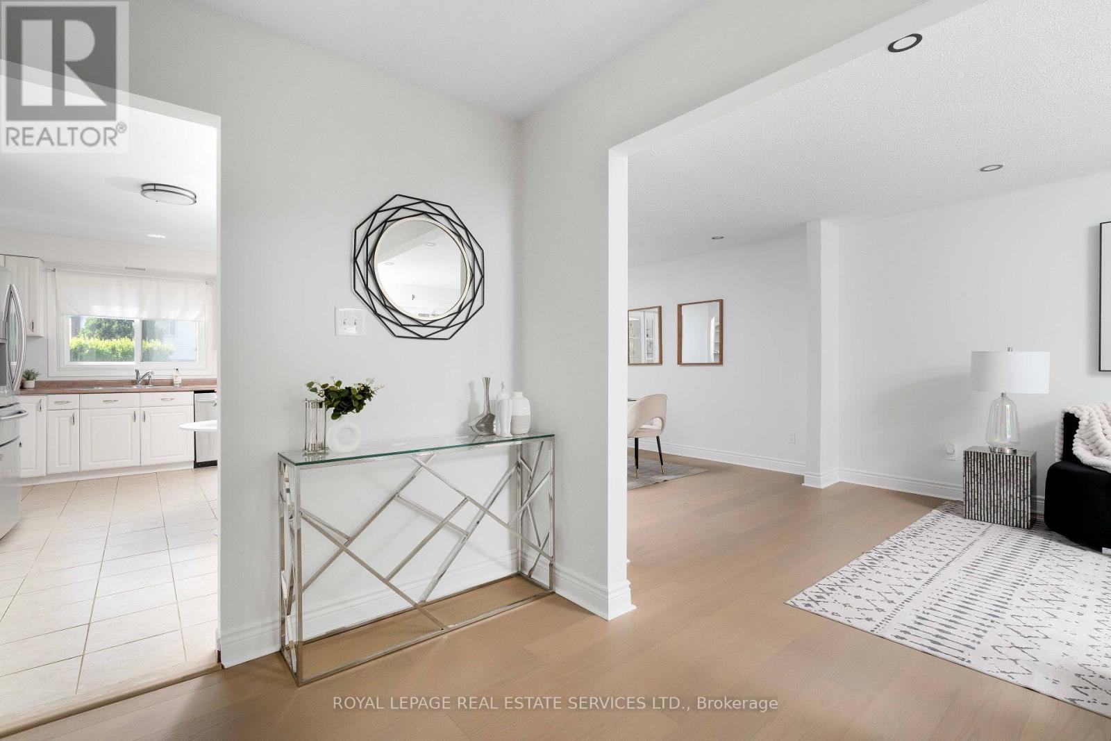3192 Windwood Drive, Mississauga, ON - Indoor Photo Showing Other Room