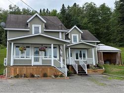 5642 Centrale ST Lac Baker, NB E7A 1H7