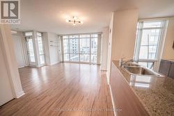 703 - 11 BRUNEL COURT Toronto, ON M5V 3Y3