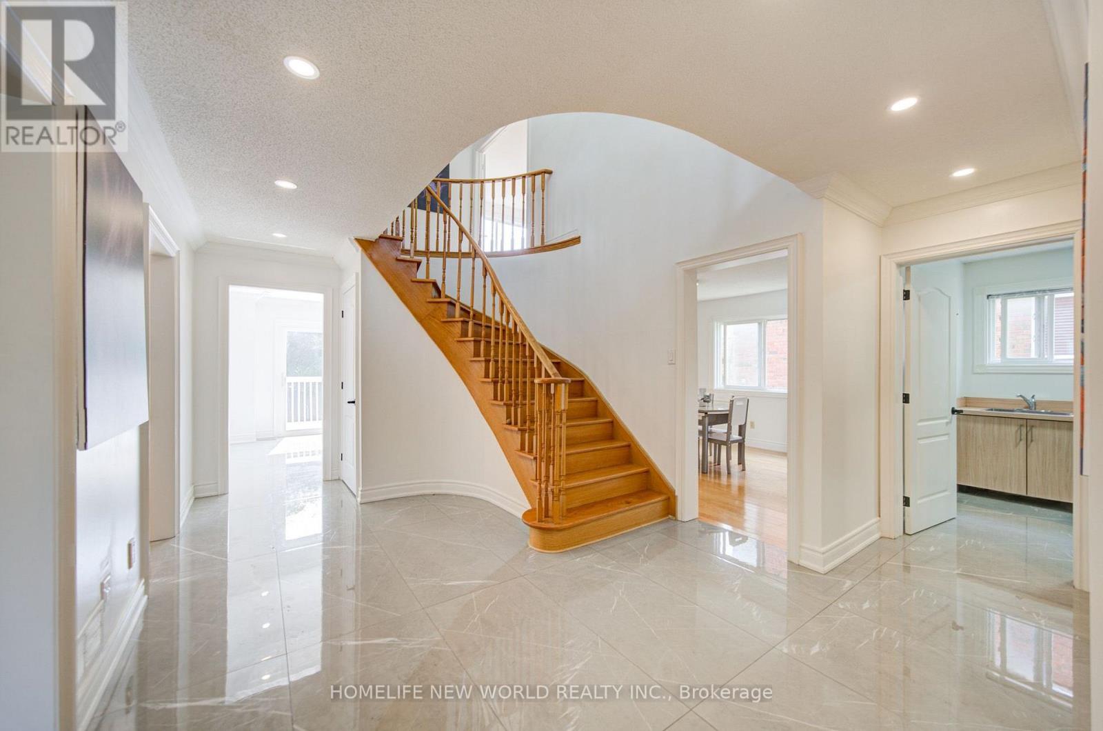 12 Bellside Drive, Markham, ON - Indoor Photo Showing Other Room