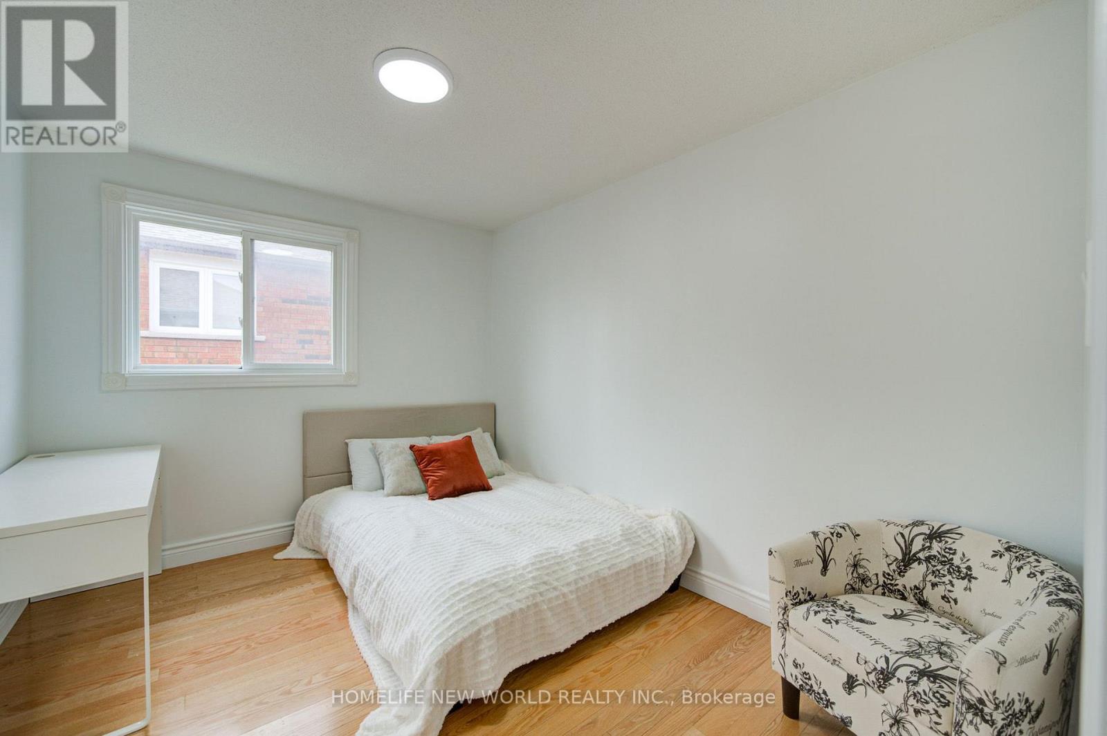 12 Bellside Drive, Markham, ON - Indoor Photo Showing Bedroom