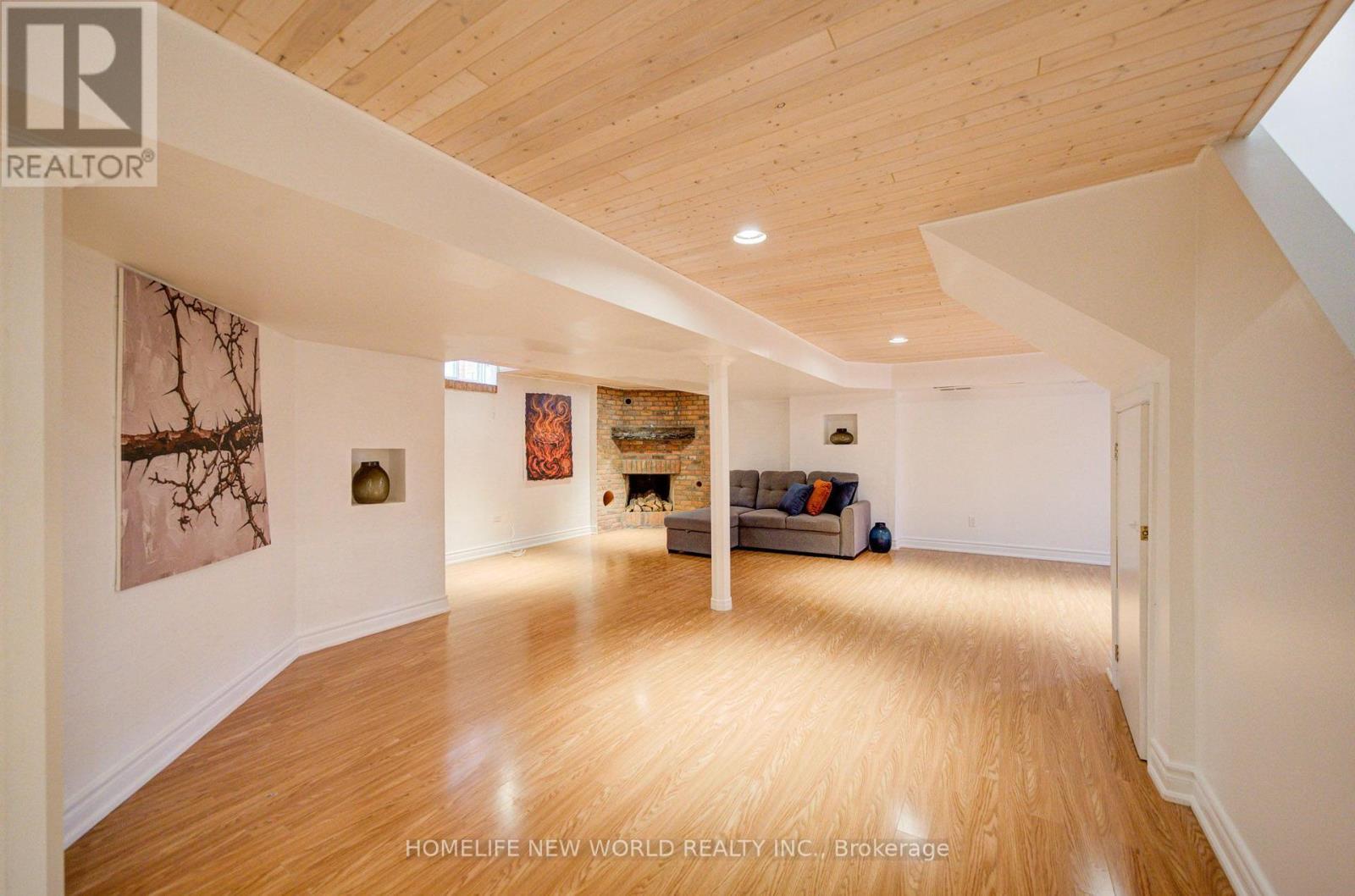 12 Bellside Drive, Markham, ON - Indoor Photo Showing Other Room