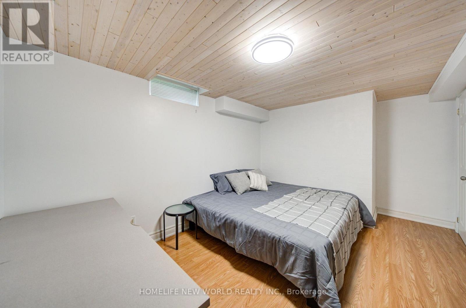 12 Bellside Drive, Markham, ON - Indoor Photo Showing Bedroom