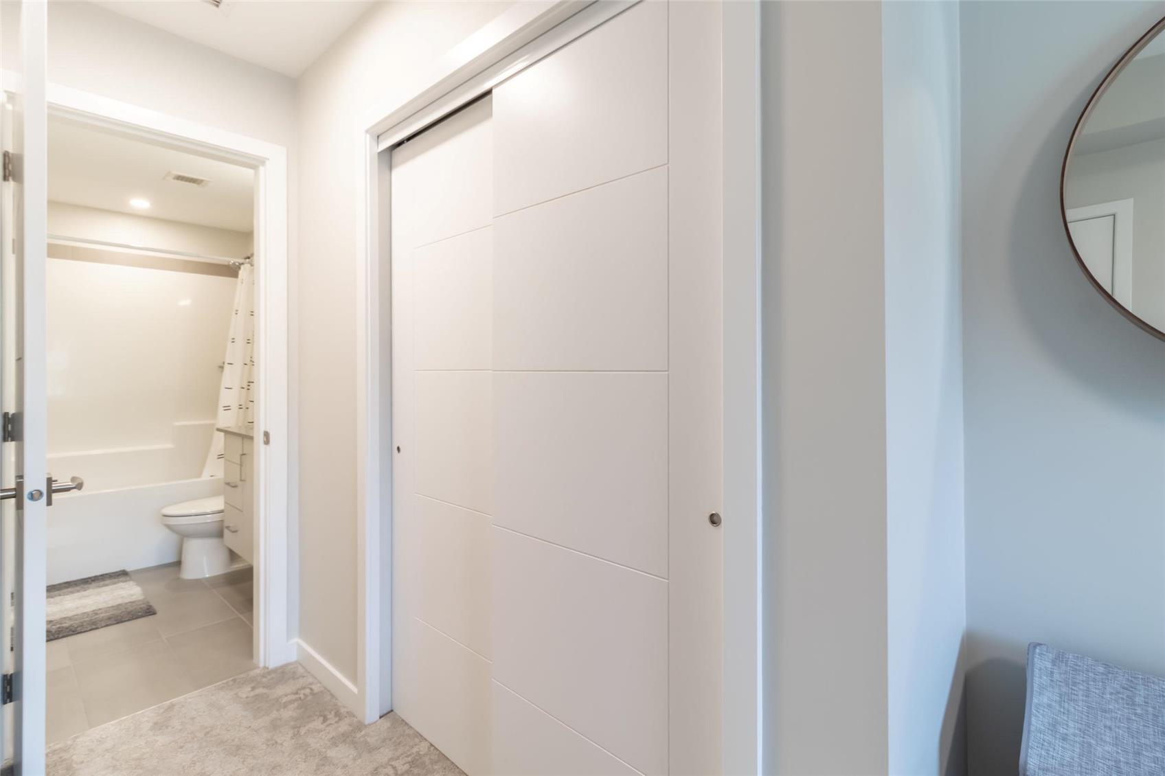 126-2301 Carrington Road, West Kelowna, BC - Indoor Photo Showing Bathroom