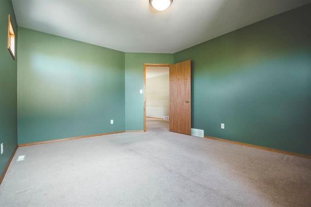 55 Winterhaven Dr, Winnipeg, MB - Indoor Photo Showing Other Room