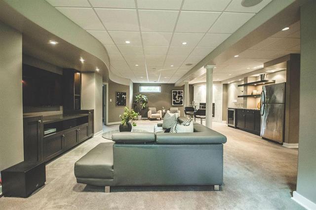 55 Winterhaven Dr, Winnipeg, MB - Indoor