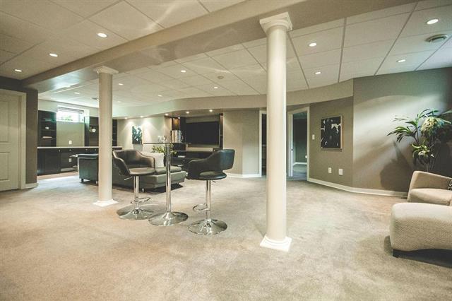 55 Winterhaven Dr, Winnipeg, MB - Indoor Photo Showing Other Room