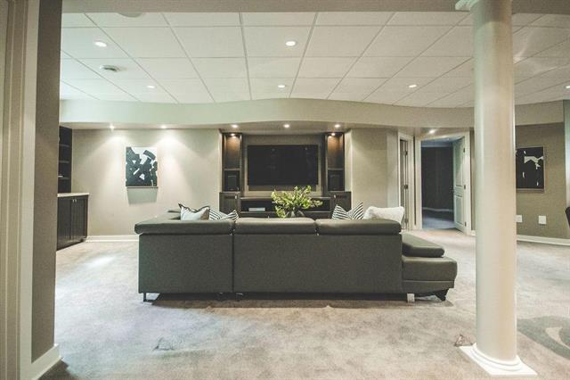 55 Winterhaven Dr, Winnipeg, MB - Indoor Photo Showing Other Room