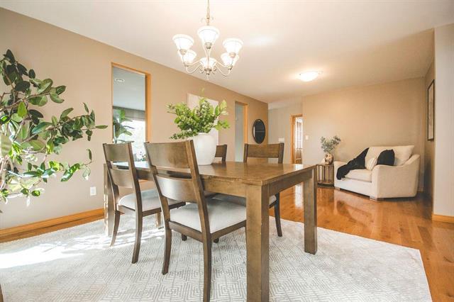55 Winterhaven Dr, Winnipeg, MB - Indoor Photo Showing Dining Room