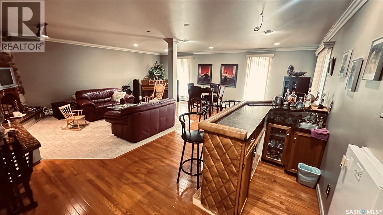 816 1St Avenue, Zenon Park, SK - Indoor Photo Showing Other Room