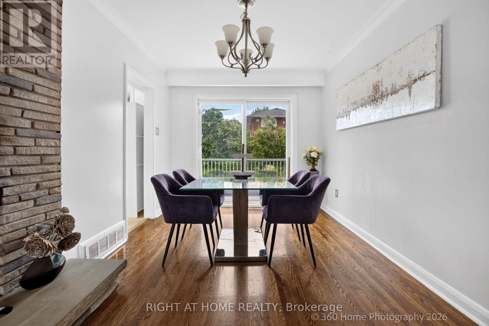 100 Perivale Crescent, Toronto, ON - Indoor Photo Showing Dining Room