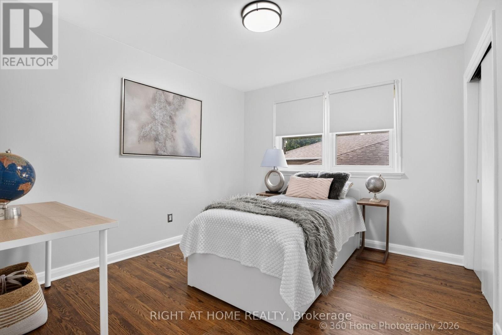 100 Perivale Crescent, Toronto, ON - Indoor Photo Showing Bedroom