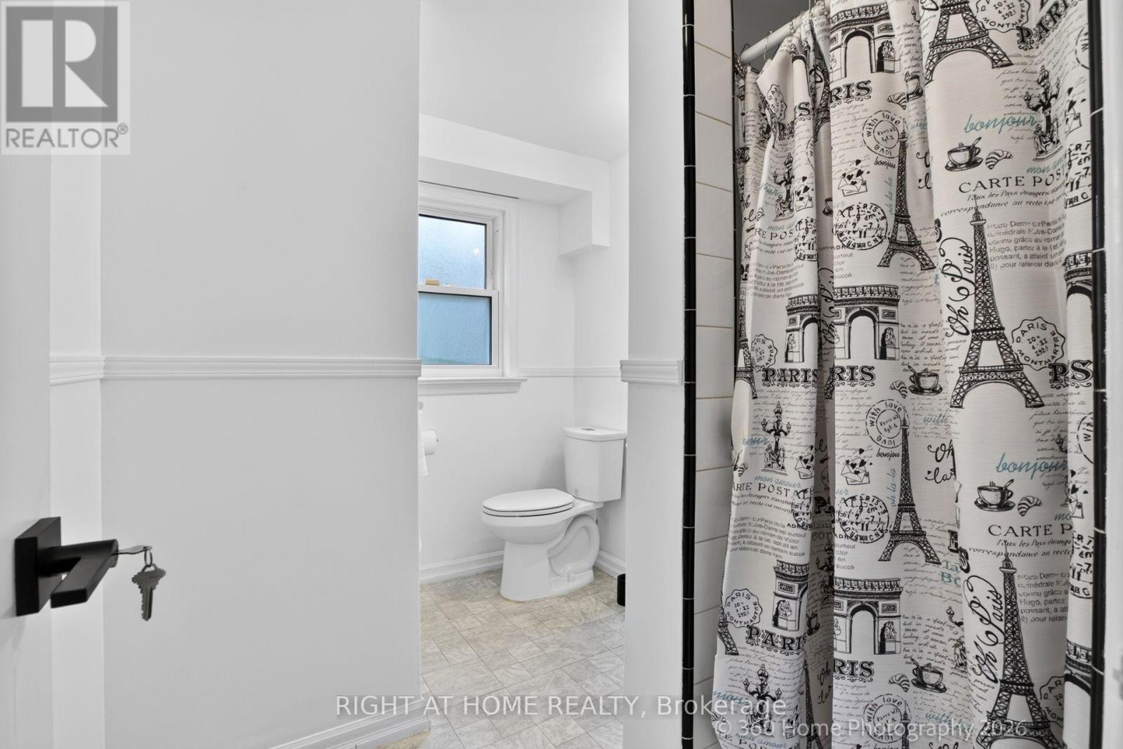 100 Perivale Crescent, Toronto, ON - Indoor Photo Showing Bathroom
