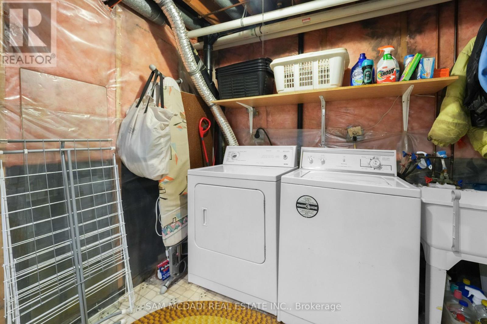 644 Sweetwater Place, Mississauga, ON - Indoor Photo Showing Laundry Room