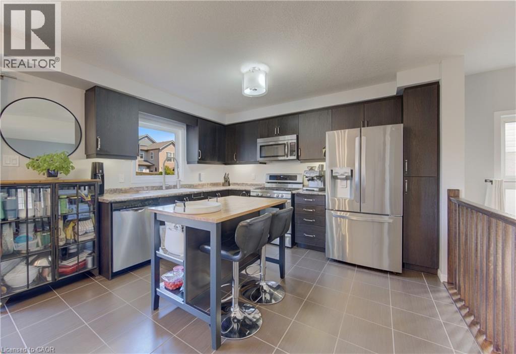 232 Cranbrook Street, Kitchener, ON - Indoor Photo Showing Kitchen