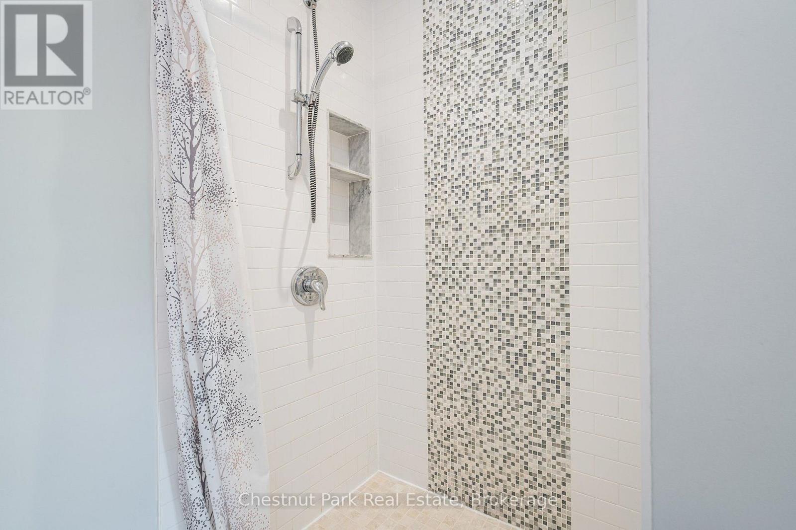 Shower in the 4 pc bathroom on 2nd floor - 71 Hickory Street, Collingwood, ON - Indoor Photo Showing Bathroom