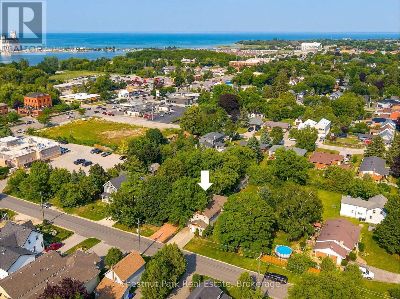 Just a short drive to Georgian Bay and downtown - 71 Hickory Street, Collingwood, ON - Outdoor With View