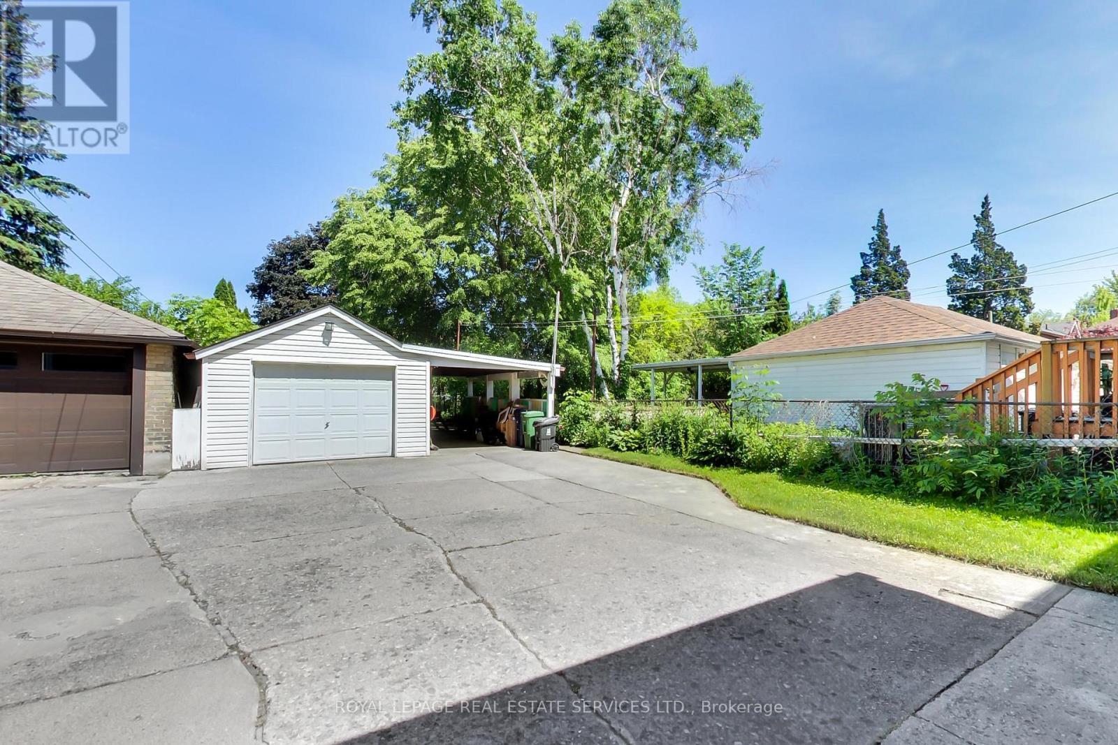 85 Dawes Road, Toronto, ON - Outdoor