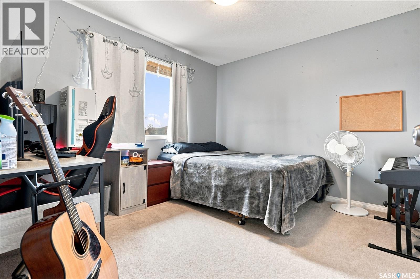 3010 37Th Street W, Saskatoon, SK - Indoor Photo Showing Bedroom