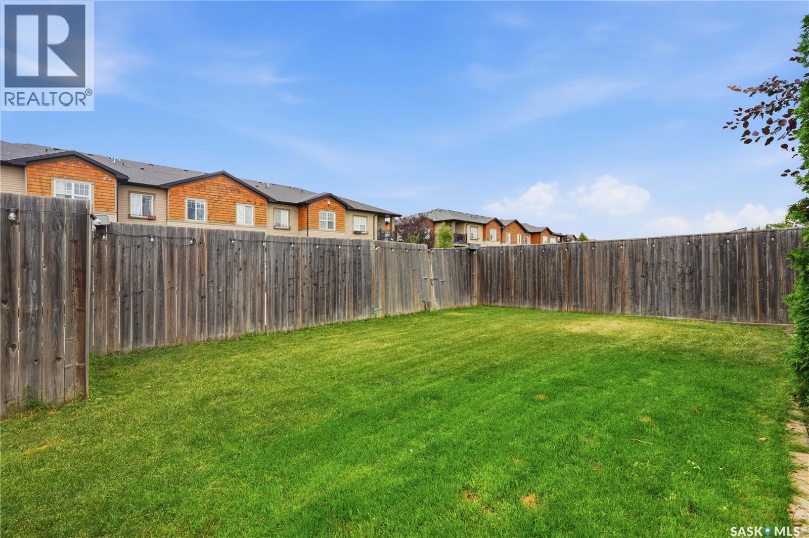 3010 37Th Street W, Saskatoon, SK - Outdoor