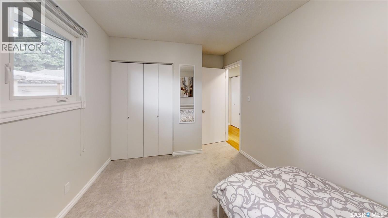 355 Sylvian Crescent, Saskatoon, SK - Indoor Photo Showing Bedroom