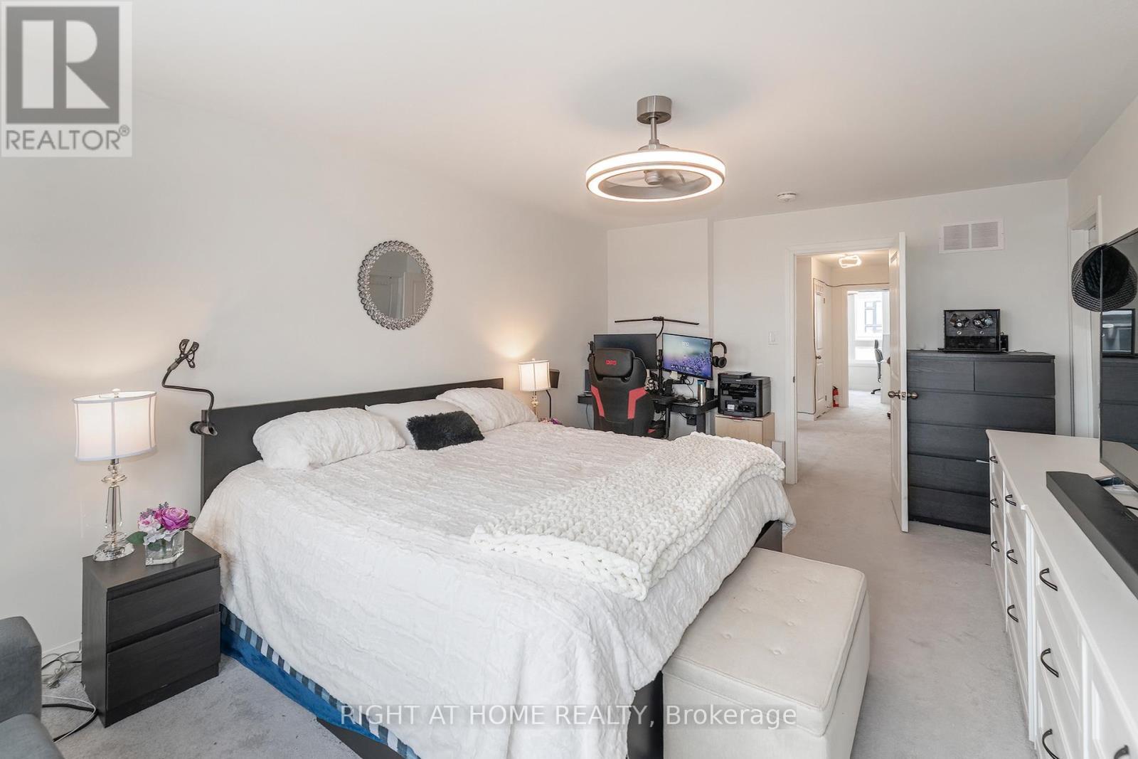 30 Caspian Square, Clarington, ON - Indoor Photo Showing Bedroom