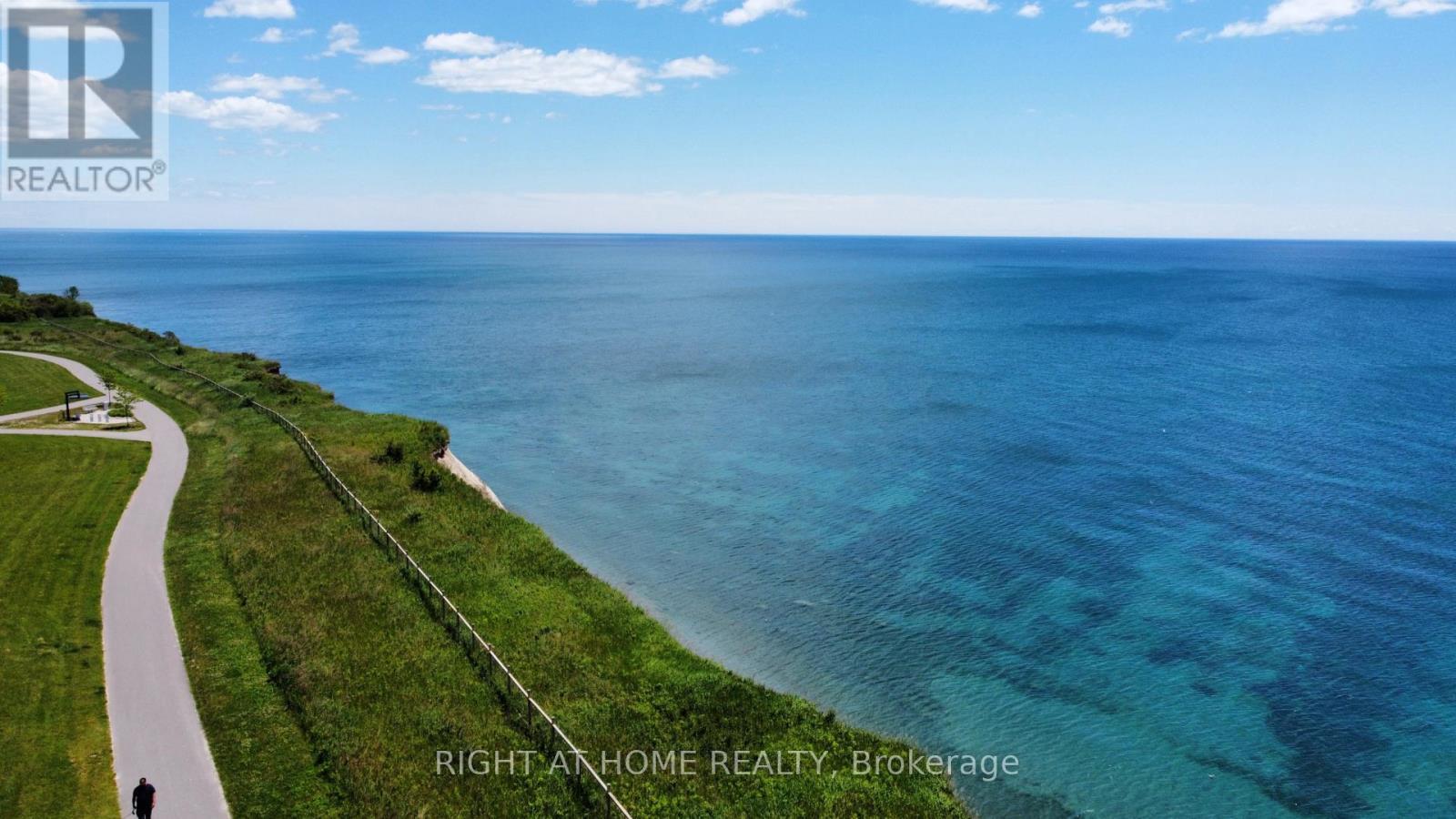 30 Caspian Square, Clarington, ON - Outdoor With Body Of Water With View