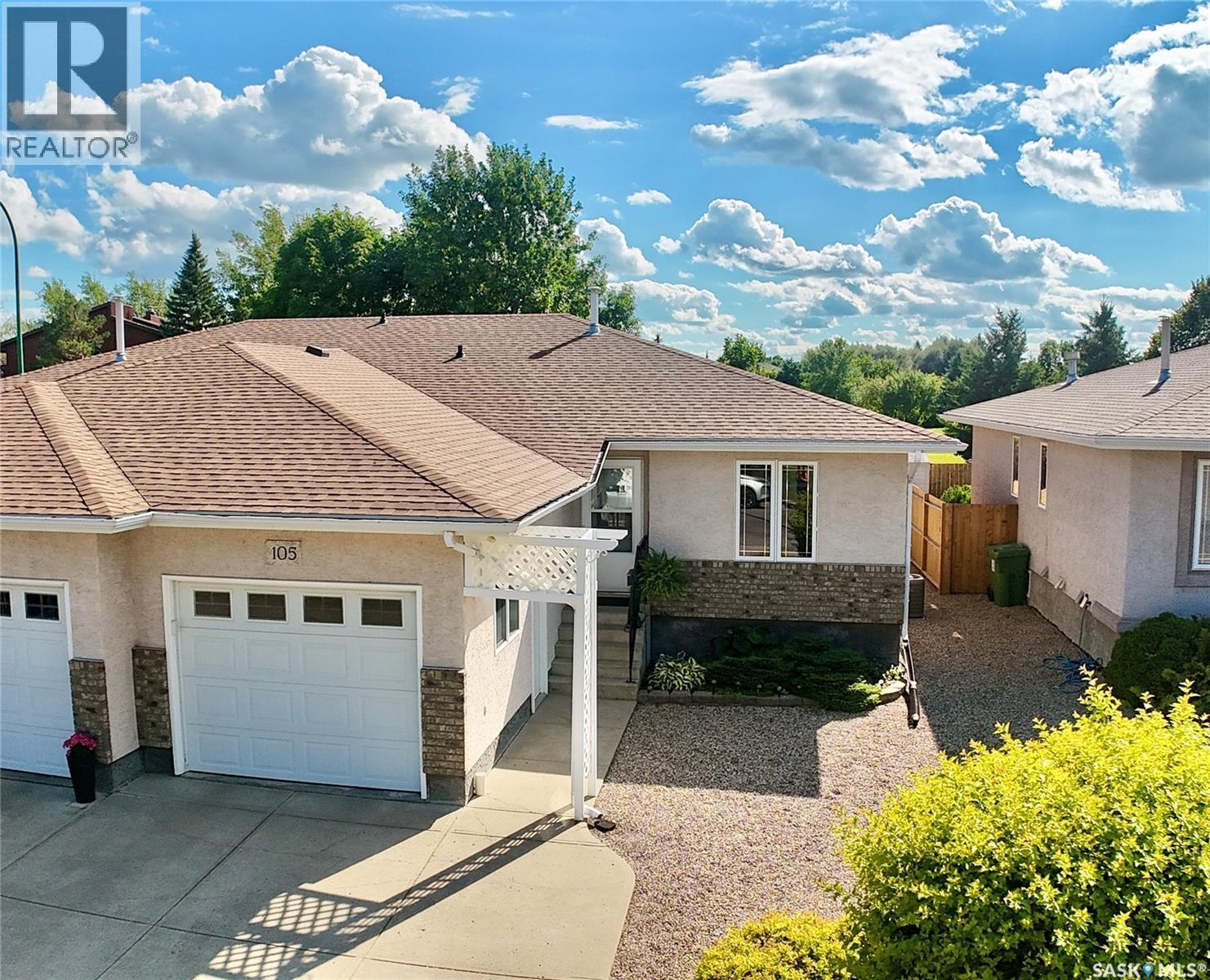 105 Russell Drive, Yorkton, SK - Outdoor