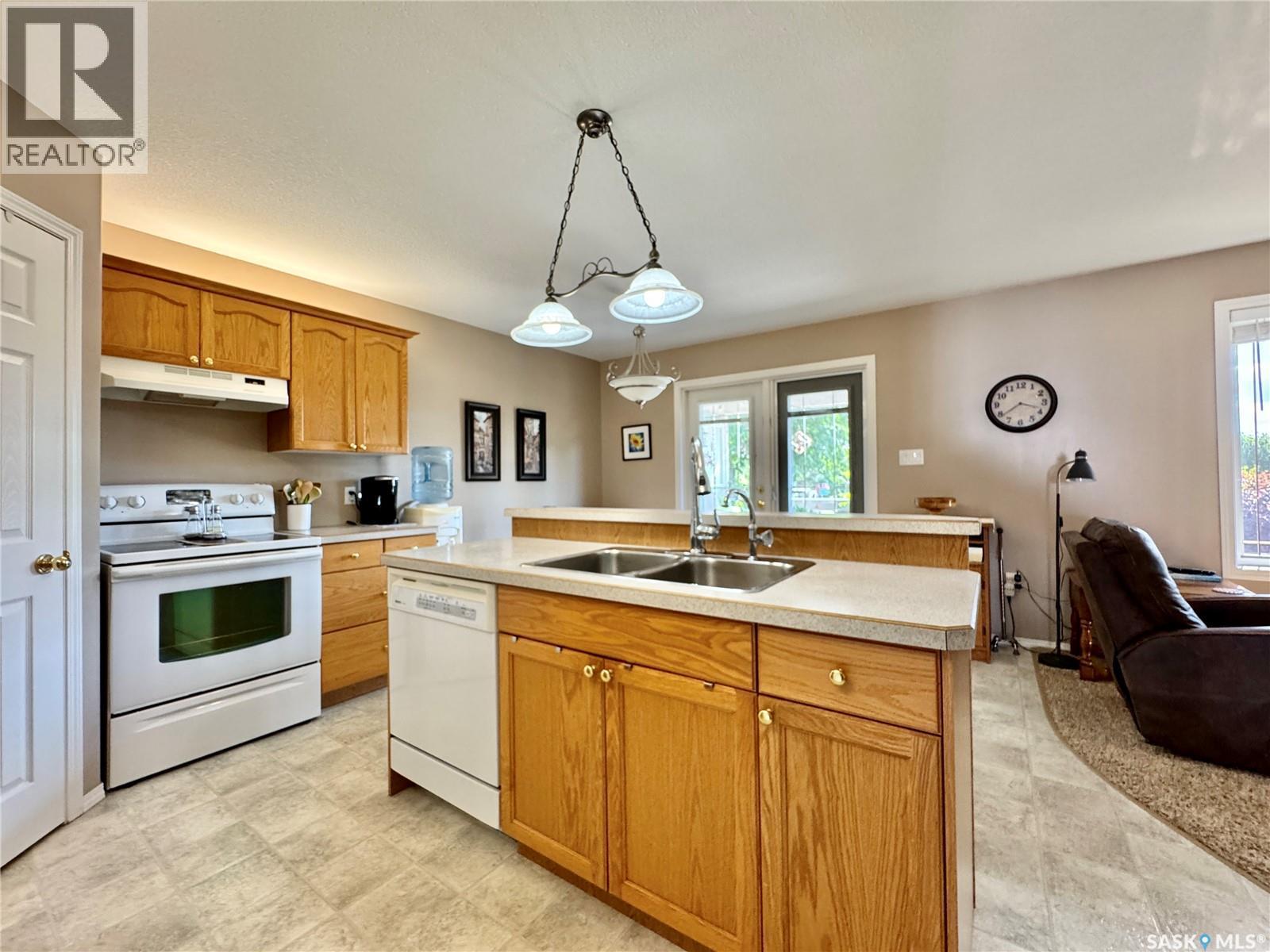 105 Russell Drive, Yorkton, SK - Indoor Photo Showing Kitchen With Double Sink