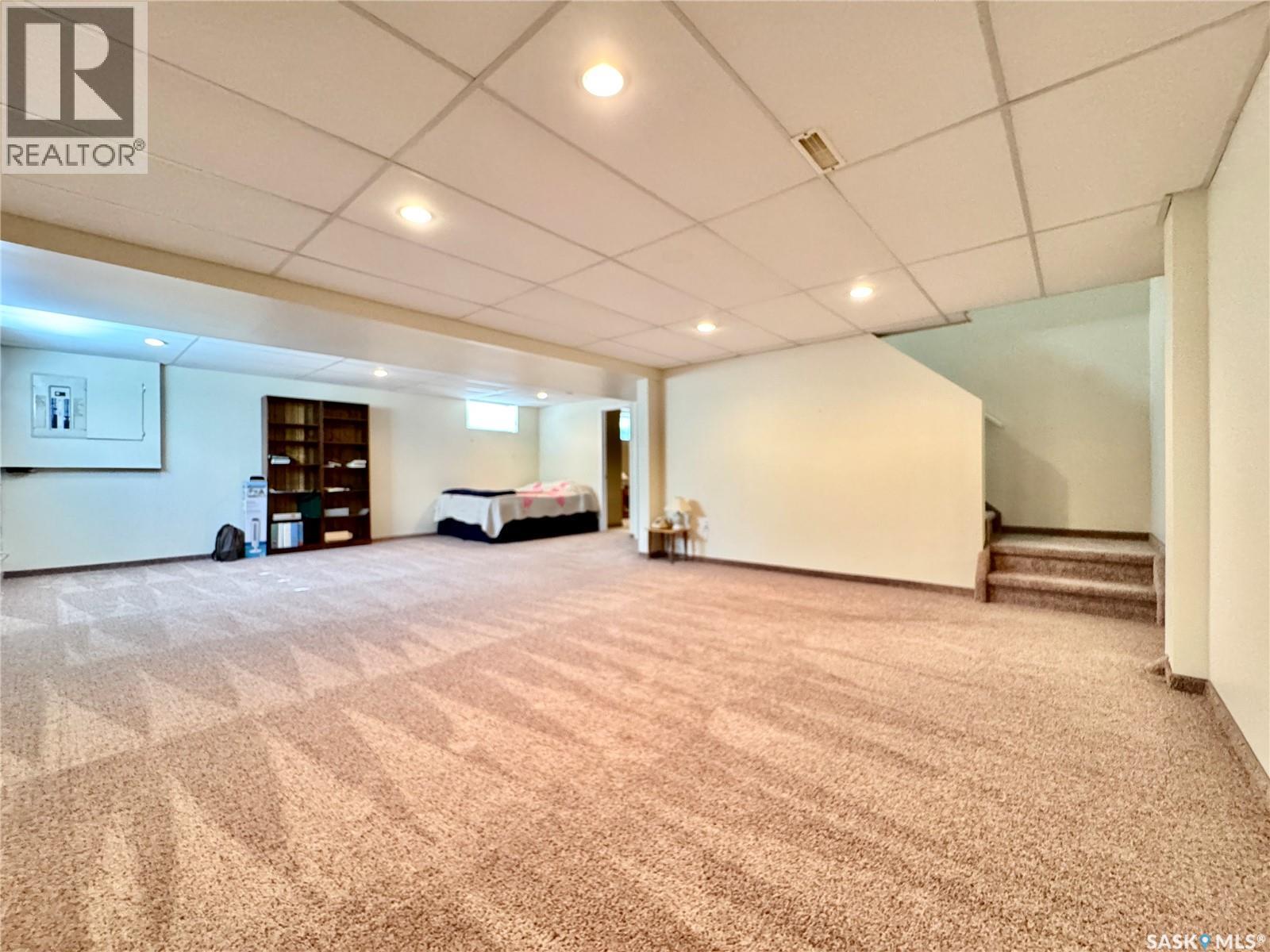 105 Russell Drive, Yorkton, SK - Indoor