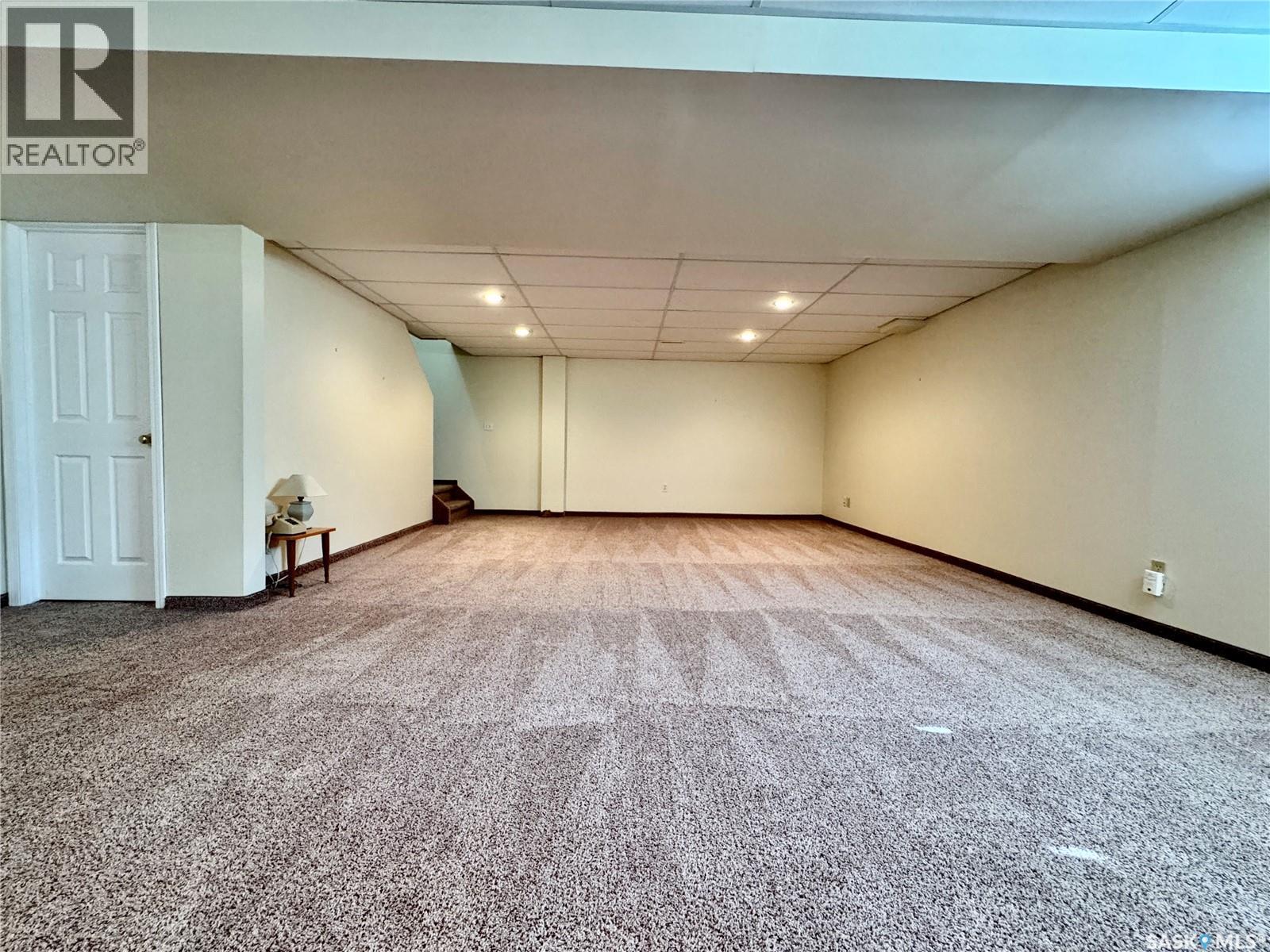 105 Russell Drive, Yorkton, SK - Indoor