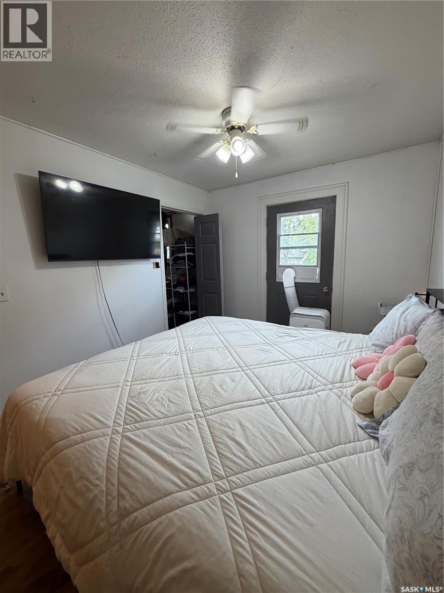 121 Pine Street, Porcupine Plain, SK - Indoor Photo Showing Bedroom