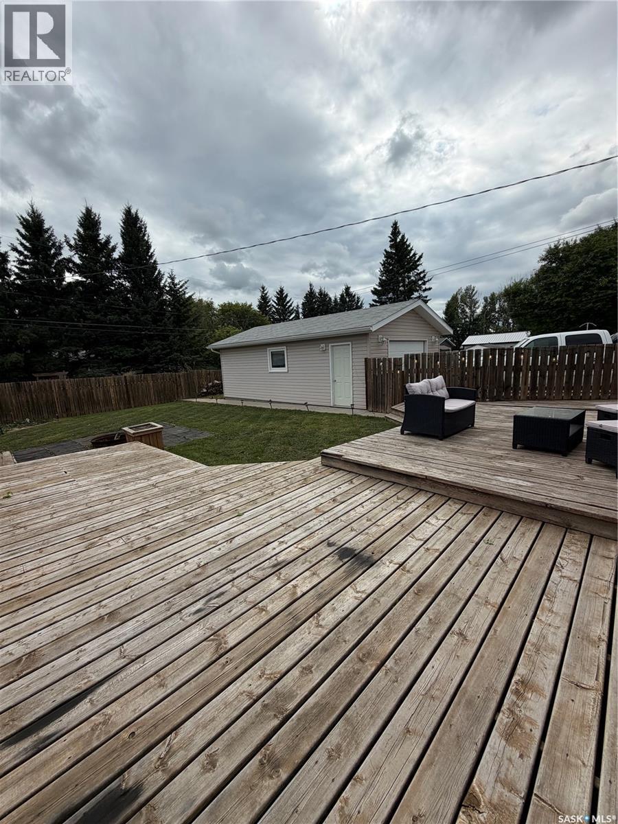121 Pine Street, Porcupine Plain, SK - Outdoor With Deck Patio Veranda