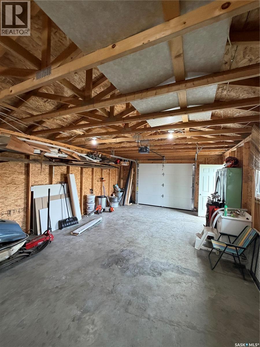 121 Pine Street, Porcupine Plain, SK - Indoor Photo Showing Garage
