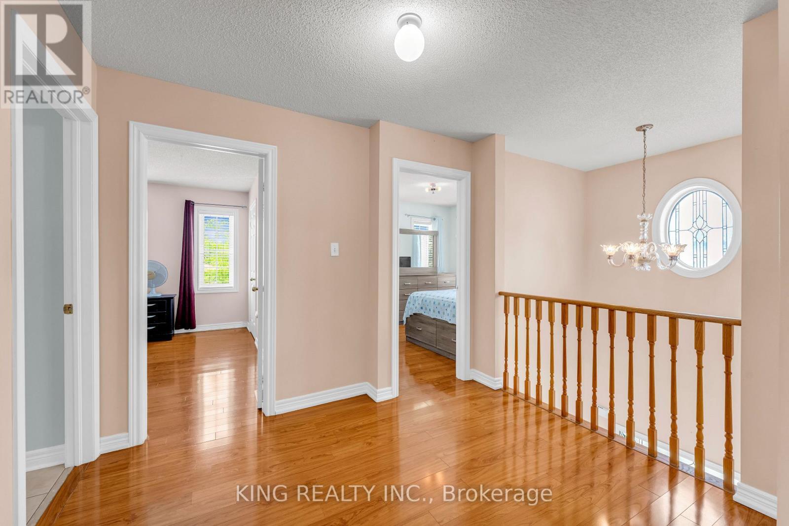 100 Pantomine Boulevard, Brampton, ON - Indoor Photo Showing Other Room