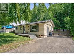 2073 WOODHAVEN DRIVE Prince George, BC V2K 3C4