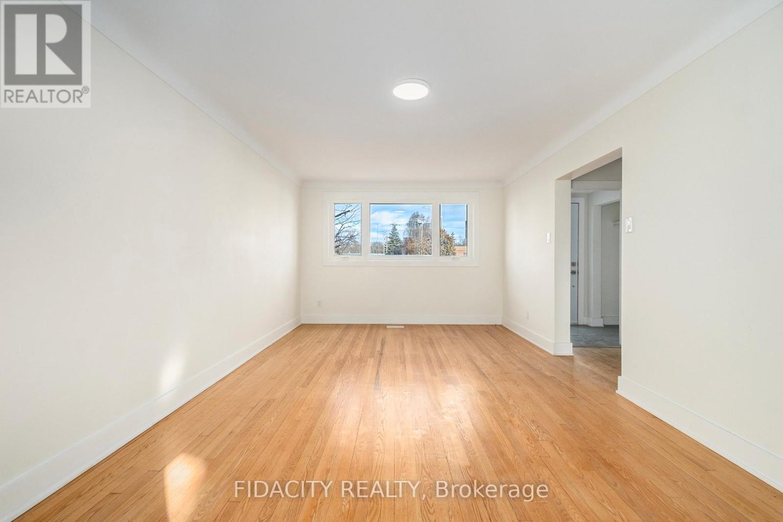 1030 Maitland Avenue, Ottawa, ON - Indoor Photo Showing Other Room